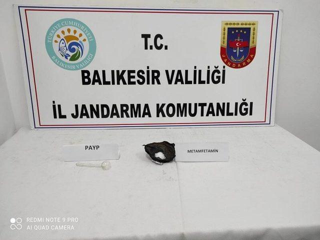 Ayvalık’ta jandarmadan uyuşturucu kullanıcılarına şok operasyon