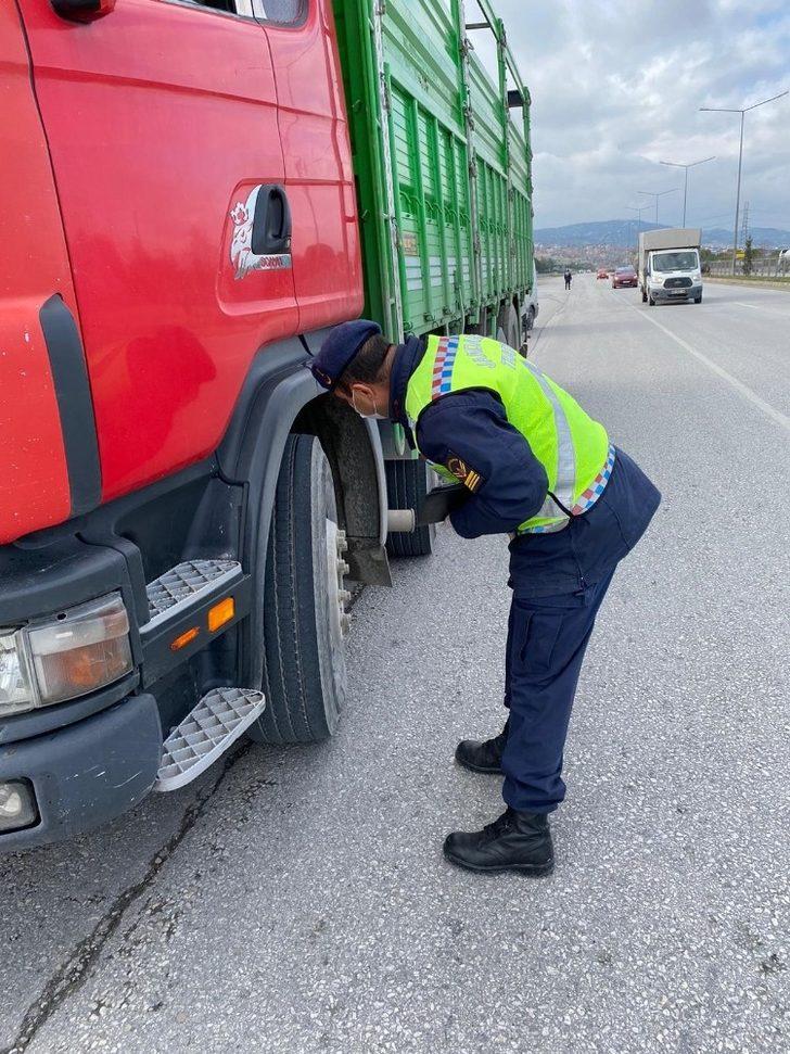 Kar yağışı tahminin ardından kış lastiği uygulamaları başladı G2