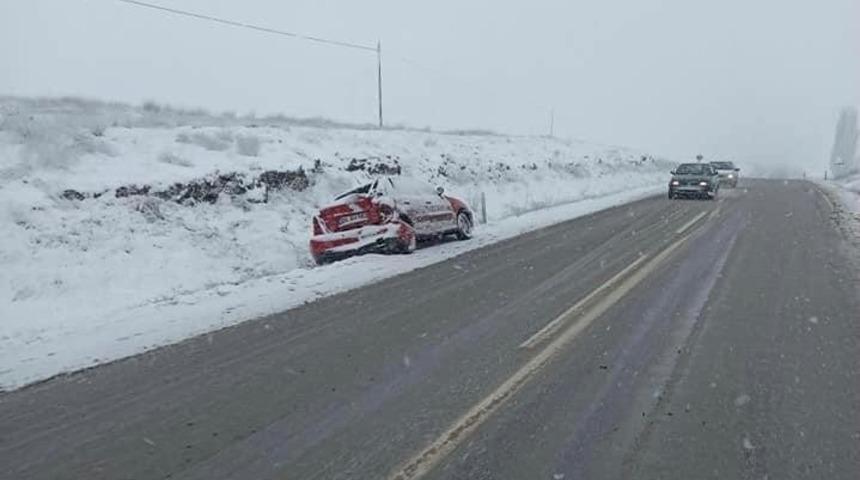 Kar yağışı trafik kazalarına sebep oldu