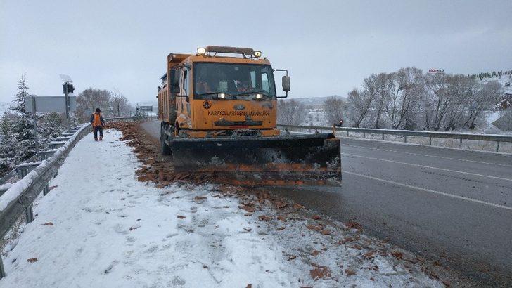 Kar küreme ekiplerinin kış mesaisi G1