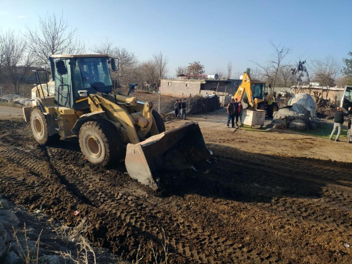 Yenişehir&rsquo;de yol iyileştirme &ccedil;alışmaları devam ediyor