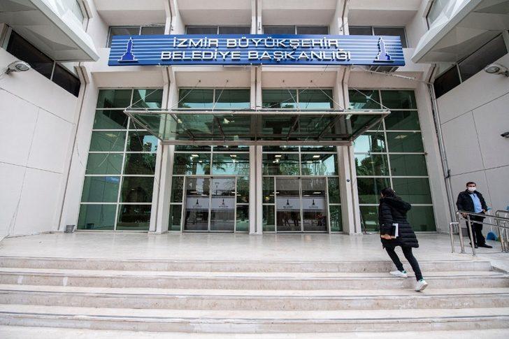 İzmir Büyükşehir Belediyesi ilk hizmet binasına döndü G1