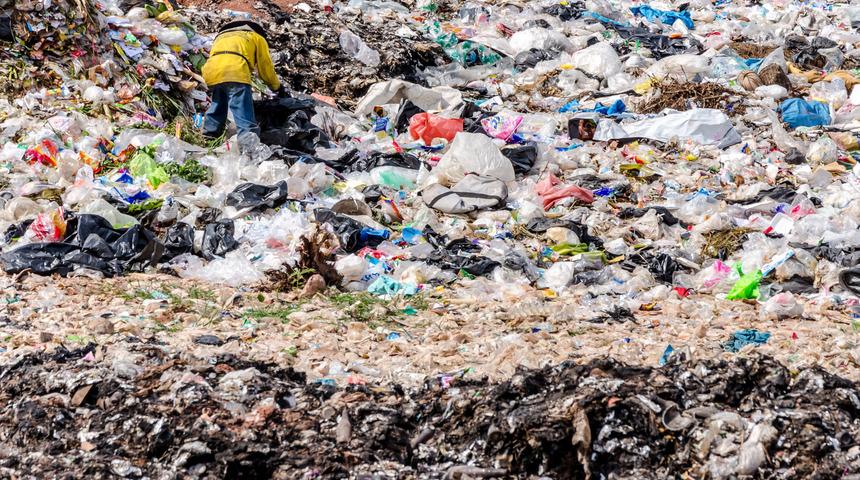 İçinde yüz milyonlar değerinde Bitcoin olan ve çöpe attığı hard diski bulmak için milyonlar teklif ediyor