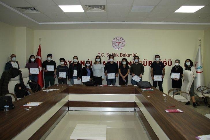 Aydın’da sağlıkçılara  ’Anne Sütü ve Emzirme Danışmanlığı Uygulama Eğitimi’ verildi G1