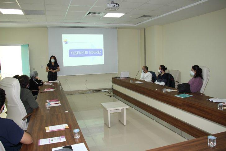 Aydın’da sağlıkçılara  ’Anne Sütü ve Emzirme Danışmanlığı Uygulama Eğitimi’ verildi G3