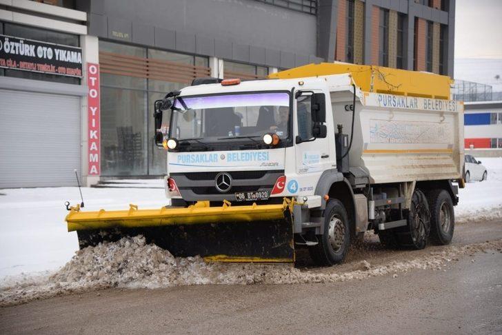 Pursaklar’da 7/24 kar mesaisi G3