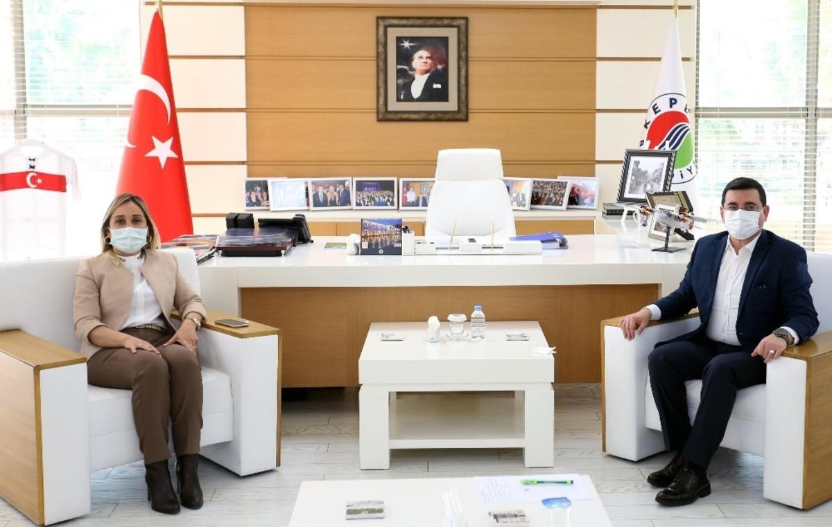 Kepez&rsquo;den hastane yoğunluğunda sağlık hizmeti