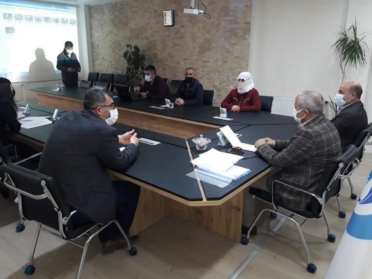 Çaldıran Belediyesinden karbondioksit gazı sorunu yaşayan aileye destek G3