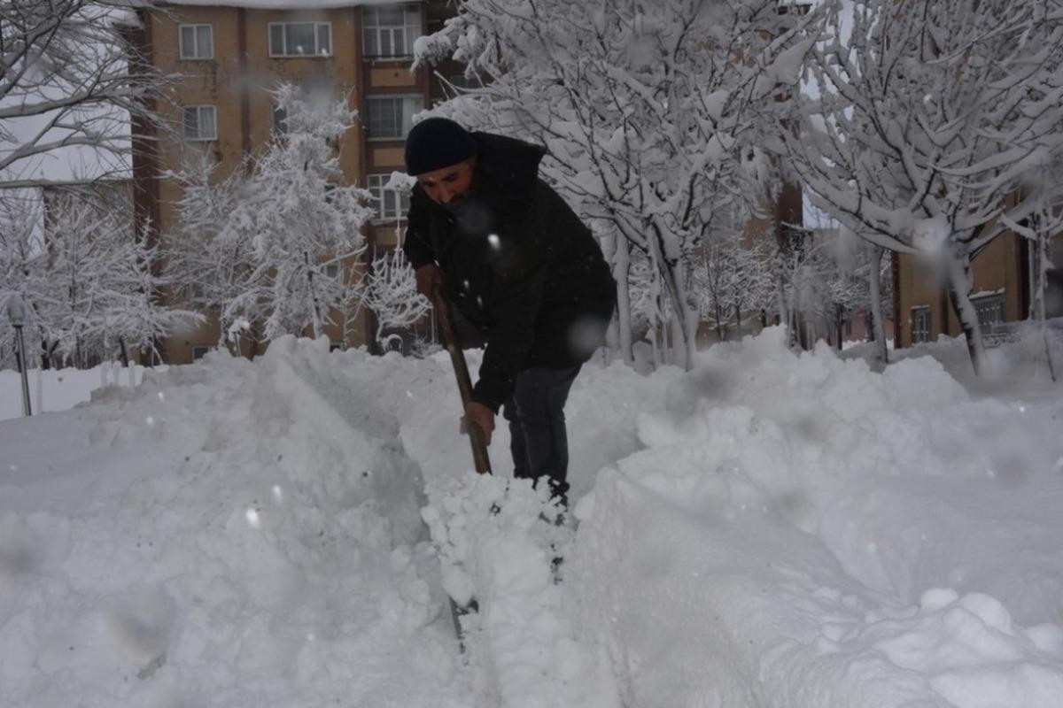 Bitlis&rsquo;te 160 k&ouml;y yolu ulaşıma kapandı