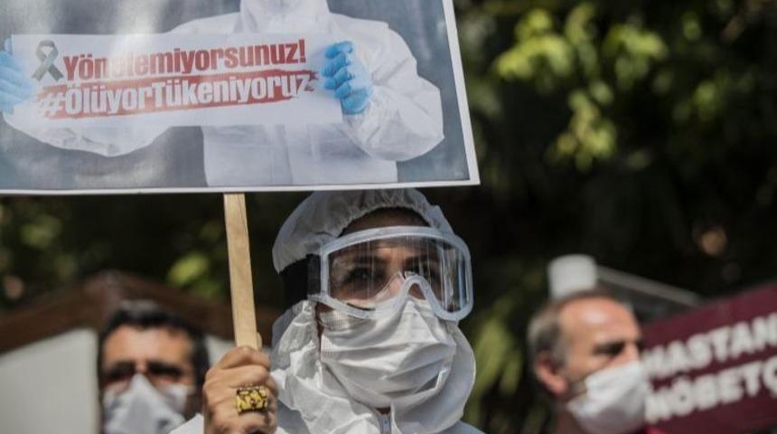Economist: T&uuml;rkiye'de h&uuml;k&uuml;met Covid-19 salgını sırasında da sivil toplumu hedef aldı