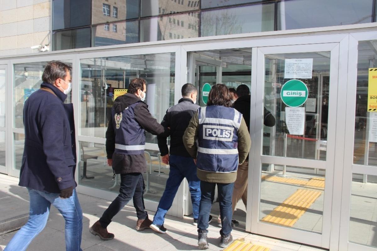 Elazığ&rsquo;da 150 kilo et ile tulum peyniri &ccedil;alan 2 ş&uuml;pheli yakalandı