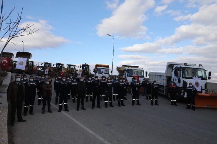Afyonkarahisar’da belediye ekipleri karla mücadeleye hazır G3