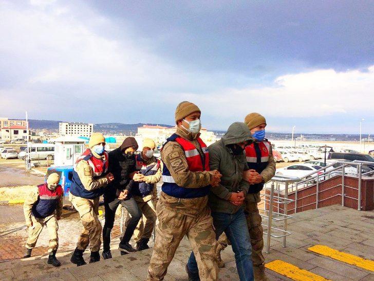 JASAT timleri hayvan hırsızlığı çetesini çökertti G3