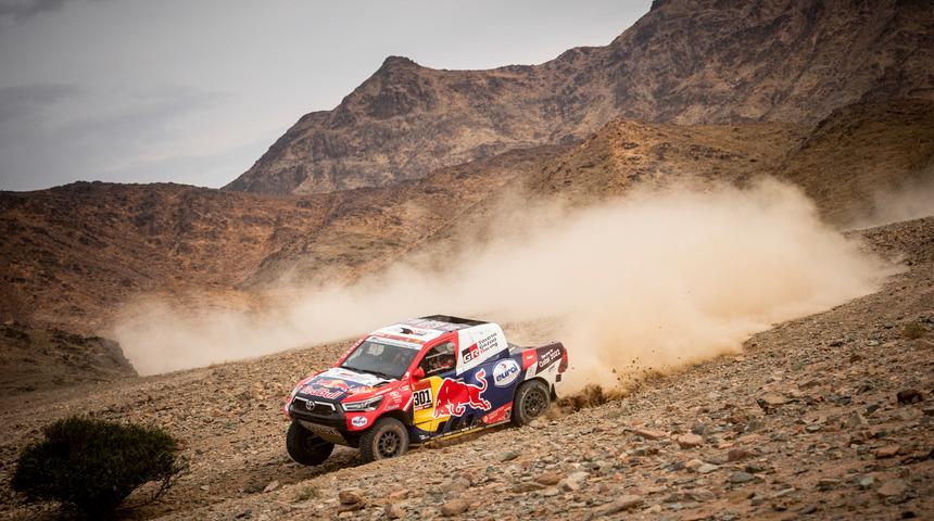 Dakar Rallisi’nde 11. etapta Red Bull sporcuları zirvede