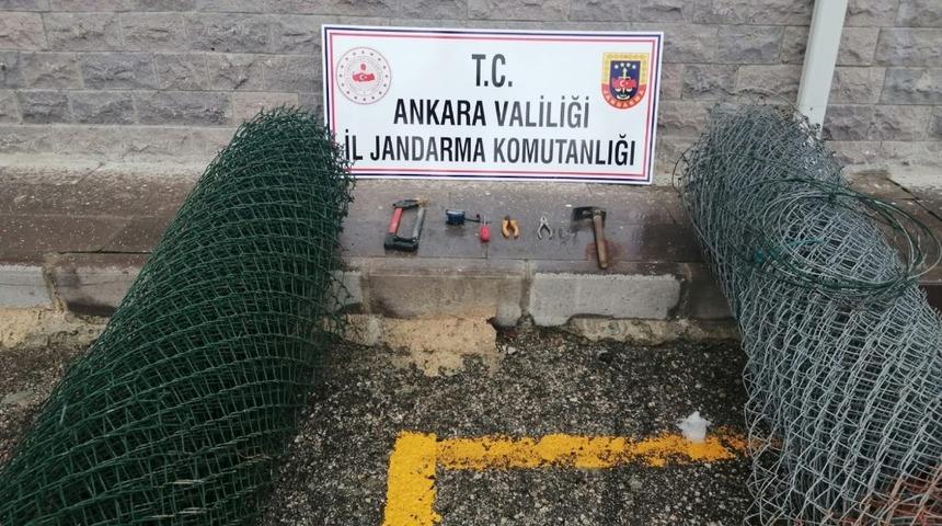 Tel &ouml;rg&uuml; hırsızları yakalandı
