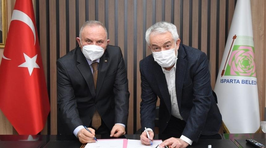 Isparta Belediyesi’nde memurların sosyal denge tazminatı iyileştirildi