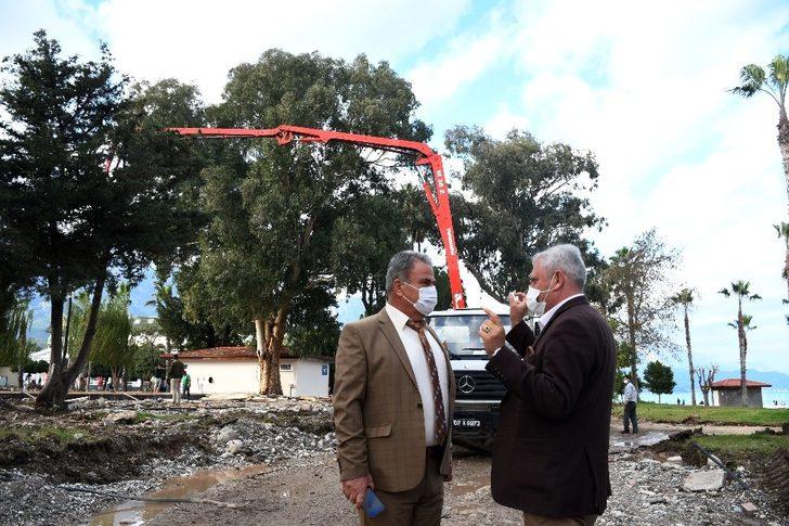 Kemer Belediyesi’nden park çalışmaları G4