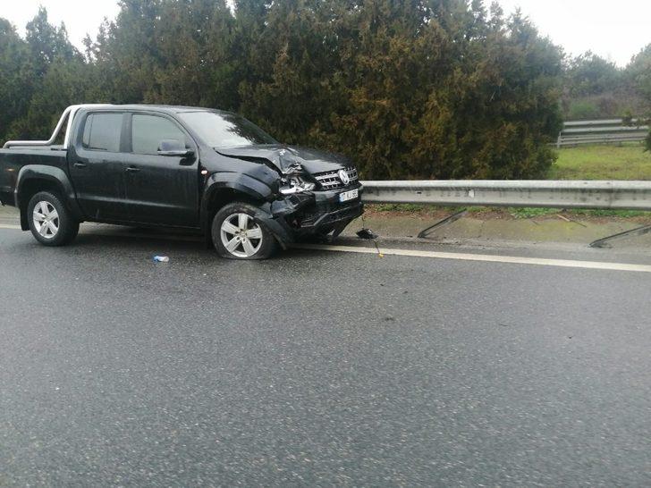 TEM Otoyolunda Zincirleme Kaza: 2 Yaralı - Son Dakika Haberler