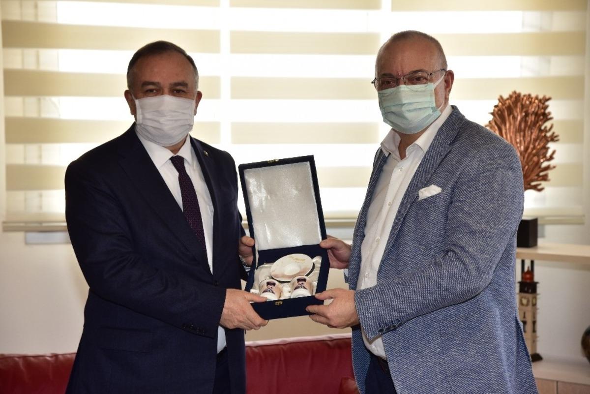 Başkan Erg&uuml;n, MHP Grup Başkanvekili Ak&ccedil;ay&rsquo;ı ağırladı