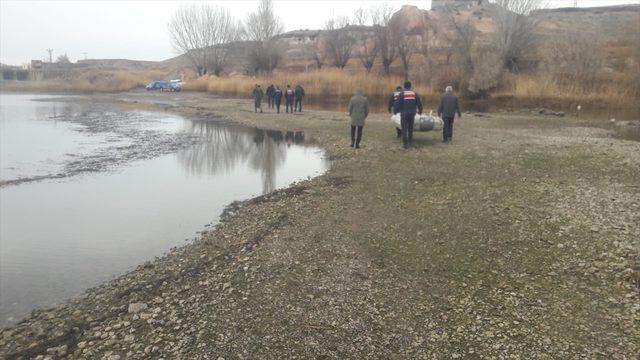 Kızılırmak'ta kaçak balık avlayan 3 şüpheliye cezai işlem uygulandı