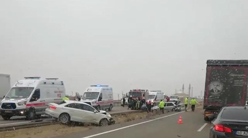 Kırşehir’de trafik kazası: 5 yaralı