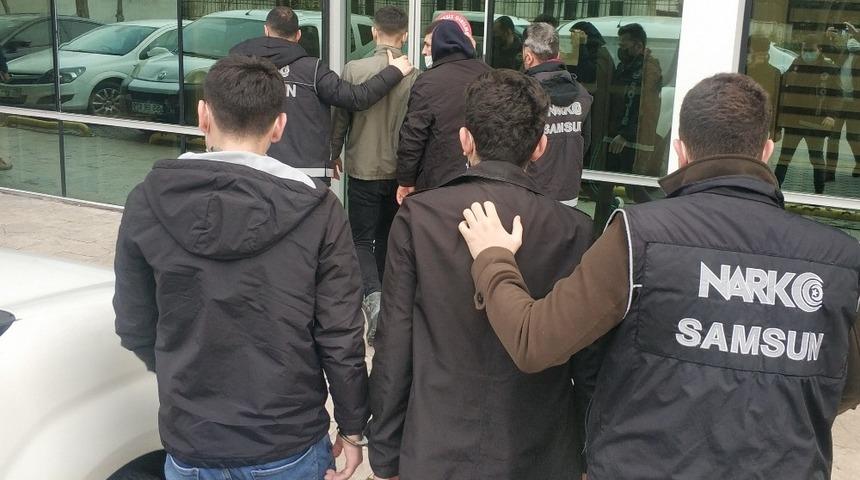 Samsun&rsquo;da 6 bin 892 adet uyuşturucu hapla yakalanan 3 kişi tutuklandı