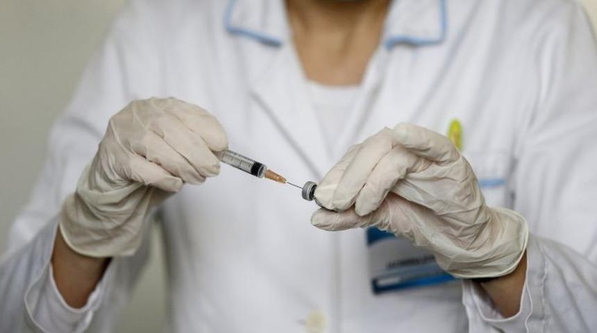 Covid-19 aşısı: AB &uuml;lkeleri Pfizer/BioNTech'in teslimatlarında yaşanan gecikmelerden şikayet&ccedil;i