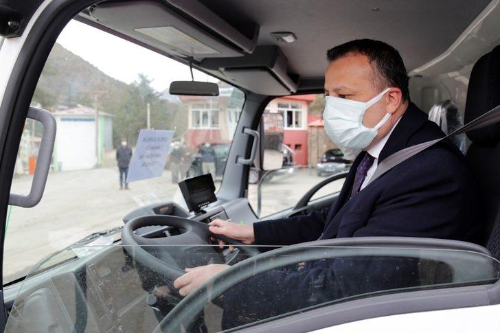 Gümüşhane İl Özel İdaresi’nin yeni çöp araçları hizmete sunuldu G4