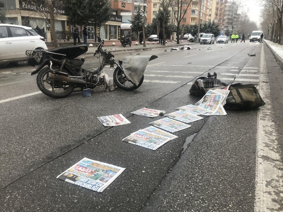Otomobilin &ccedil;arptığı gazete dağıtıcısı hayatını kaybetti