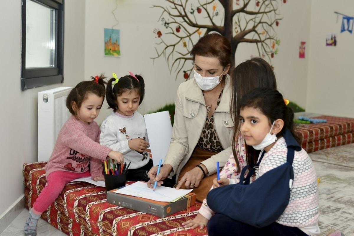 Esenyurtlu kadınlar &uuml;retime başladı