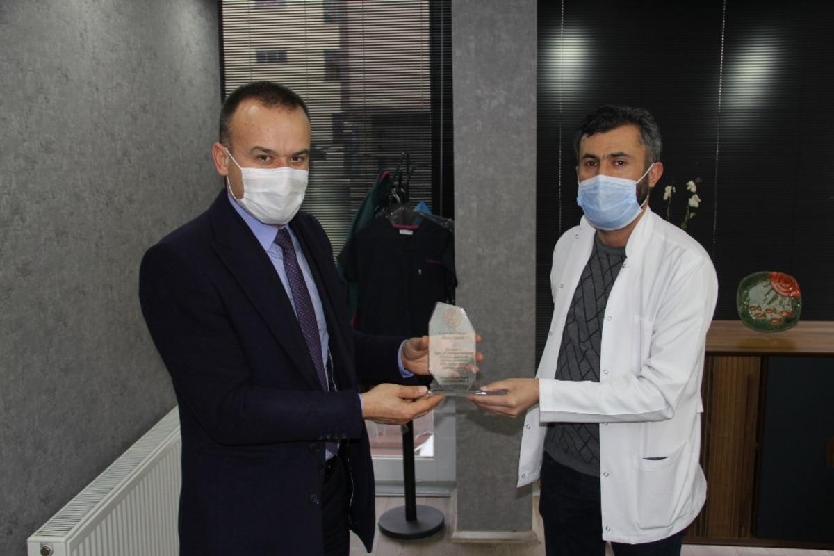 Ağrı Milli Eğitim M&uuml;d&uuml;r&uuml; Tekin&rsquo;in teşekk&uuml;r ziyaretleri