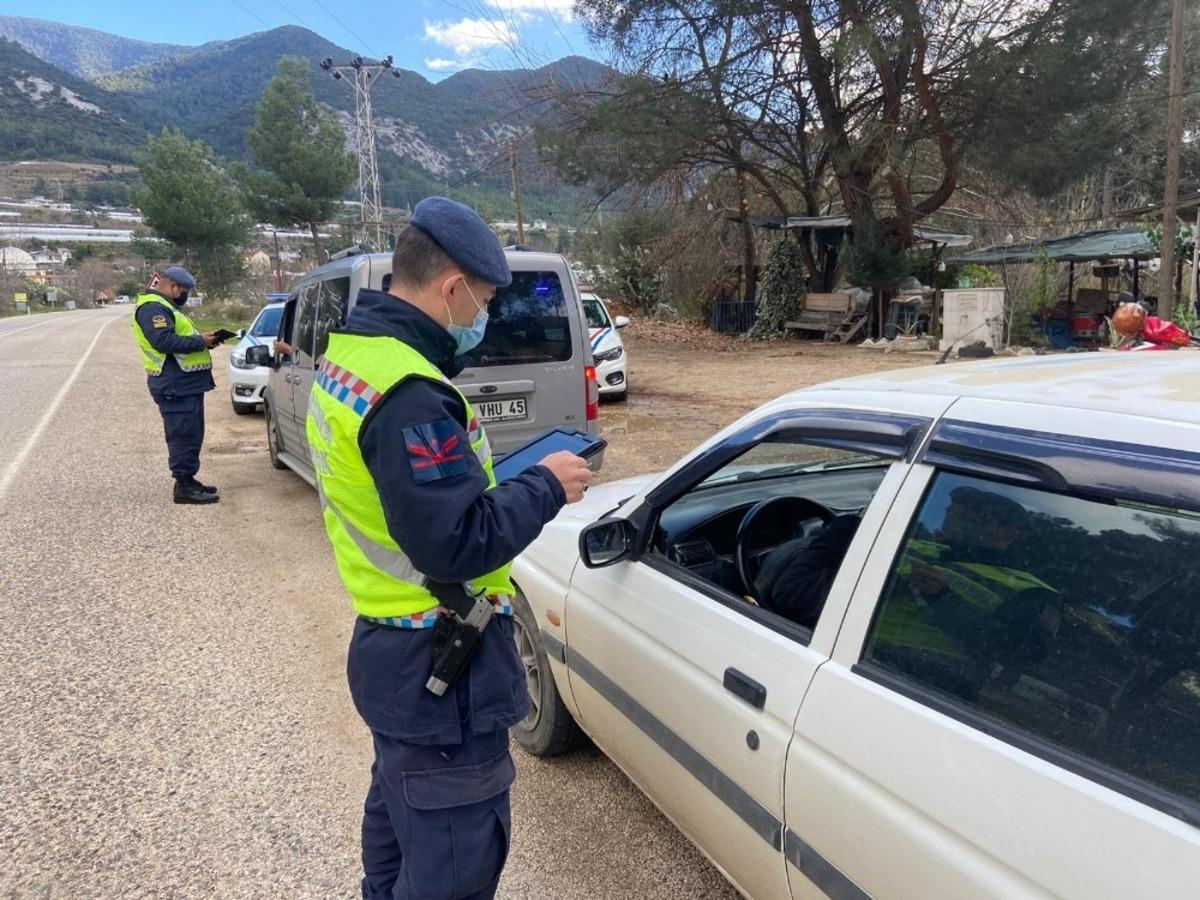 Trafik kazalarındaki en &ouml;nemli sebep cep telefonu
