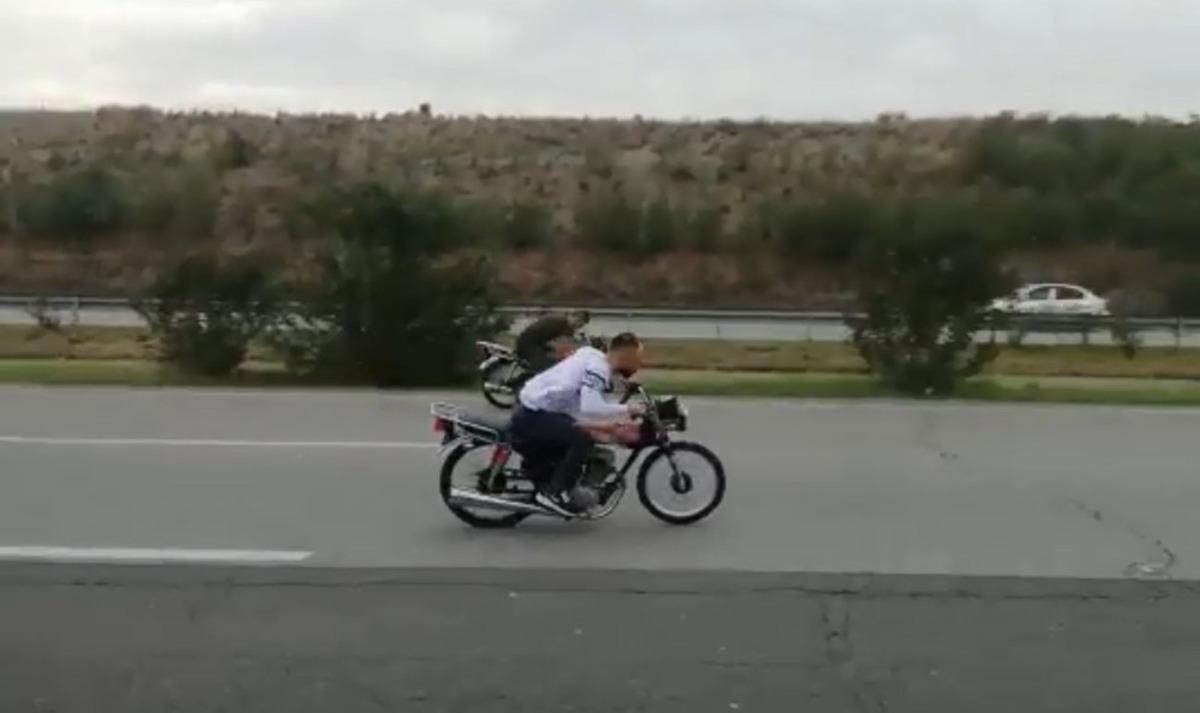 Otoyolda yarış yapan motosiklet s&uuml;r&uuml;c&uuml;lerine ceza yağdı