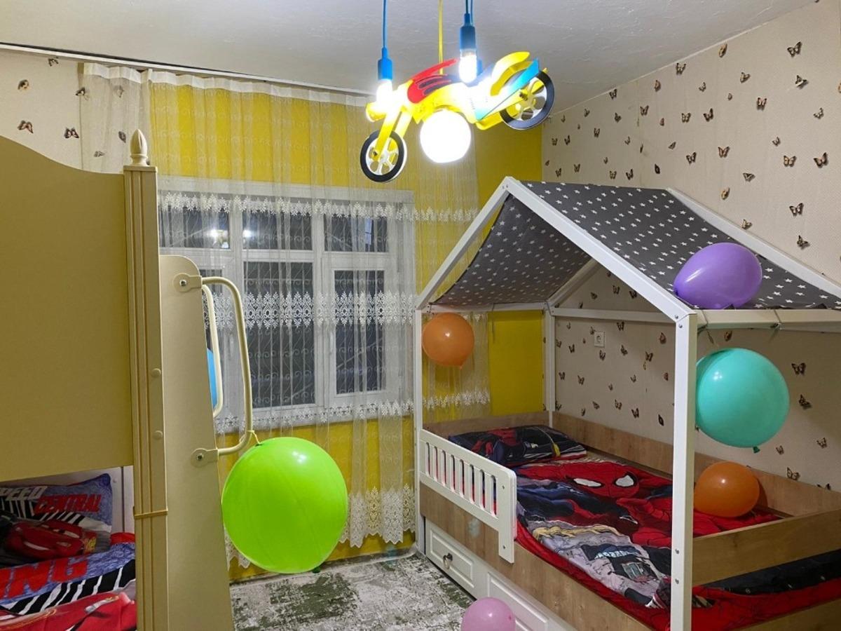 Batman&rsquo;da babaları tarafından terk edilen &ccedil;ocukların evinde s&uuml;rpriz