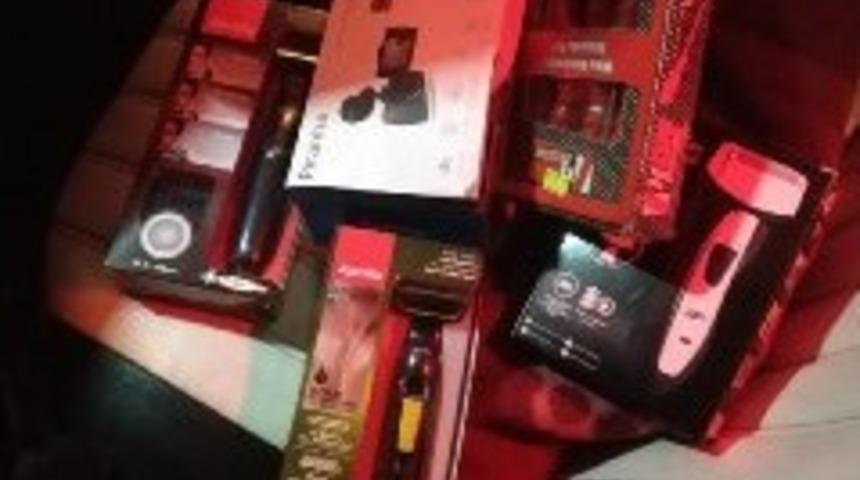 İş yeri hırsızları bekçilere yakalandı