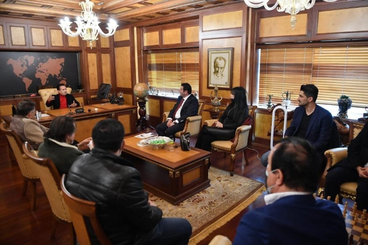 Yeşil&ccedil;am yıldızlarından Başkan Yazıcı&rsquo;ya ziyaret