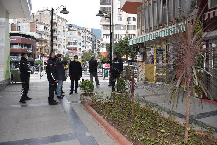 Başkan Çelik Şehzadeler’deki hizmetleri yerinde inceledi G5