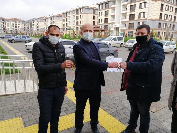 Osmancık toki konutlarında anahtarlar teslim ediliyor G1