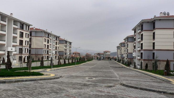 Osmancık toki konutlarında anahtarlar teslim ediliyor G3