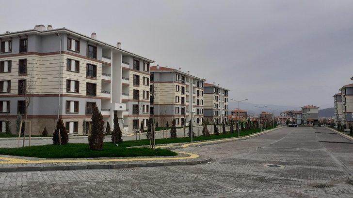 Osmancık toki konutlarında anahtarlar teslim ediliyor G4