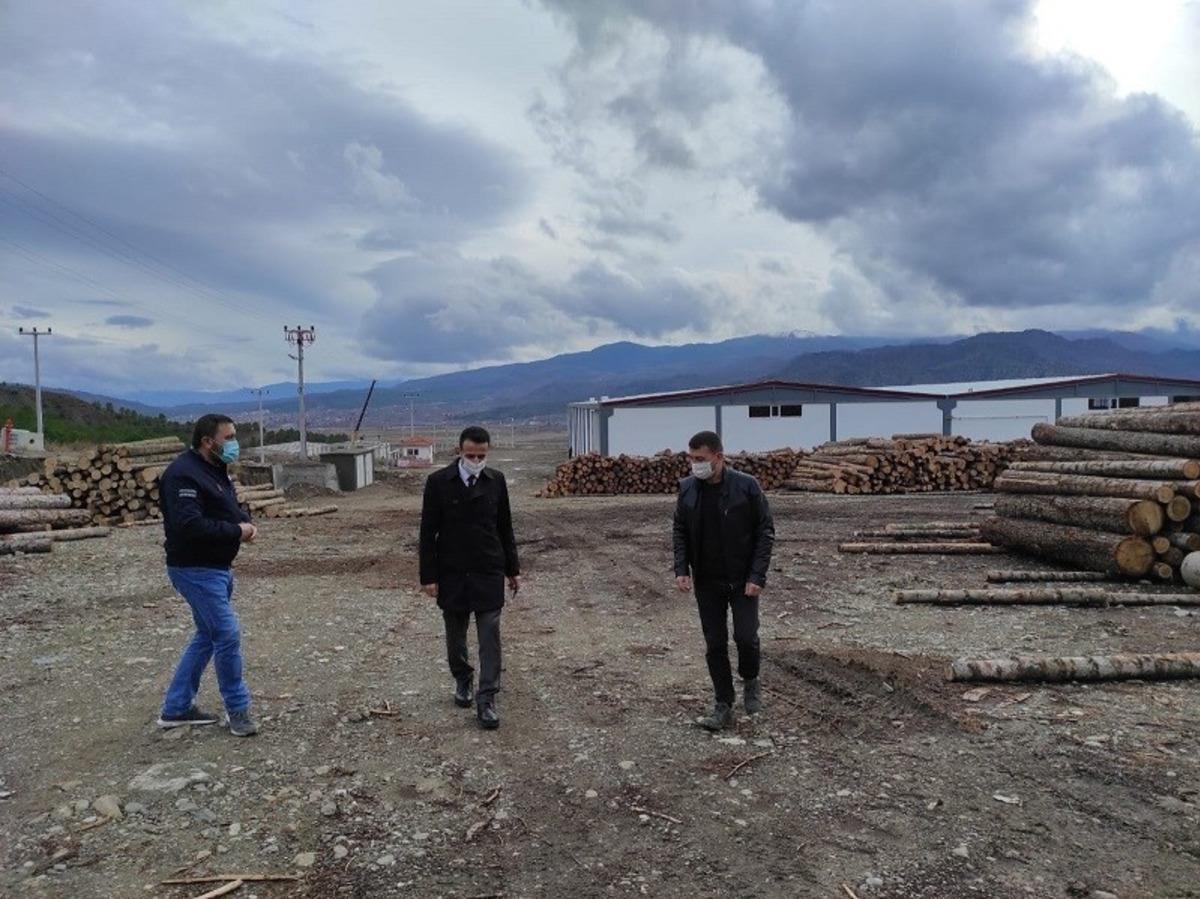 Kaymakam Akpay, OSB&rsquo;deki işletmeleri ziyaret etti