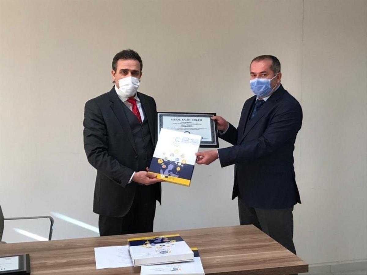 Burhaniye&rsquo;de kalite &ouml;d&uuml;l t&ouml;reni