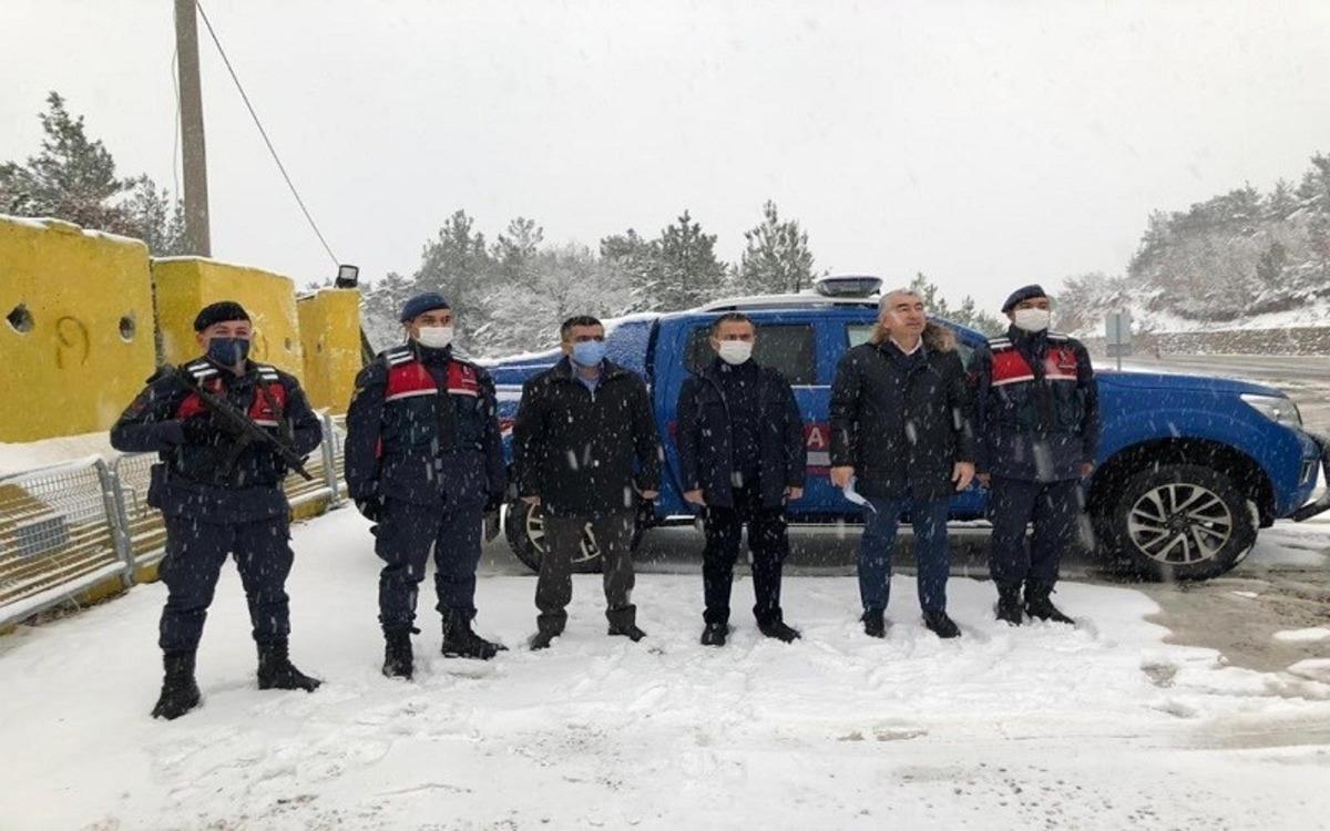 &Ccedil;anakkale Valisi Aktaş, Kirazlı uygulama noktasını ziyaret etti