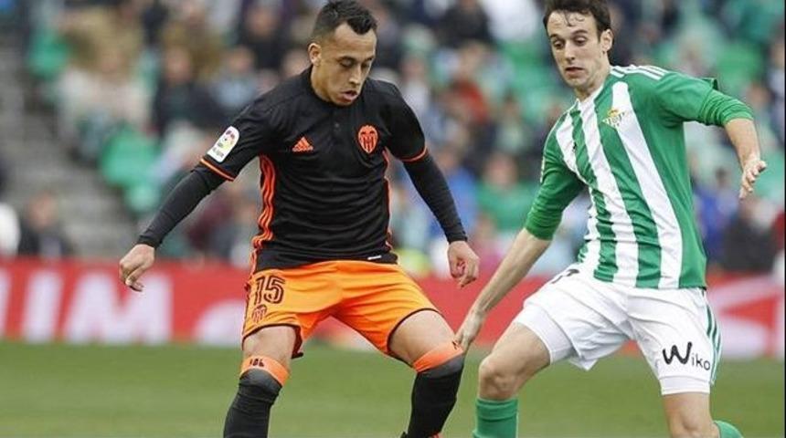 Fenerbahçe'ye Orellana dedikodusu! İşte Orellana'nın kariyeri...