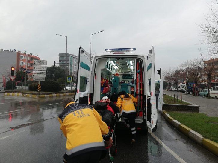 Yağış kazaya sebep oldu: 1 yaralı G4