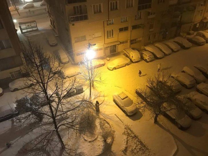 Kütahya’da vatandaşların kar keyfi G3