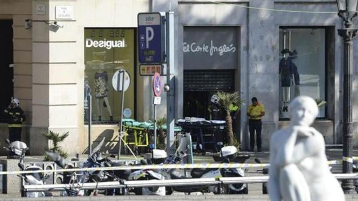 İspanya Barcelona'da iki ayrı ter&ouml;r saldırısı! Bilan&ccedil;o &ccedil;ok ağır