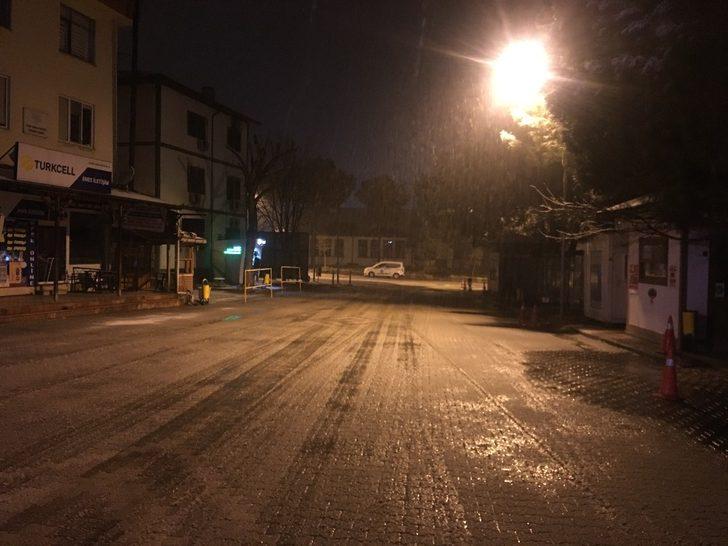 Osmaneli’de kar yağışı etkili oldu G4