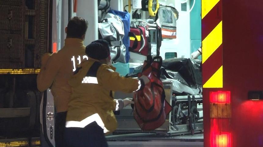 Hali&ccedil; K&ouml;pr&uuml;s&uuml;&rsquo;nde feci kaza: 2 &ouml;l&uuml;