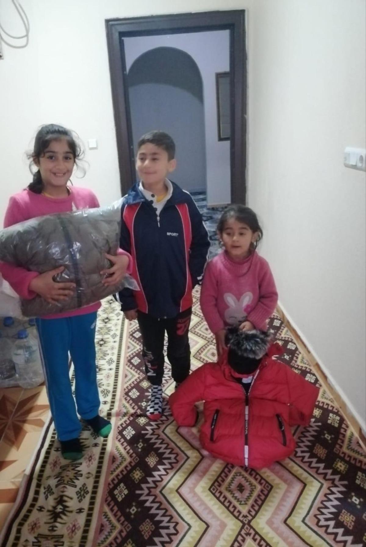 Sosyal proje &ccedil;ığ gibi b&uuml;y&uuml;d&uuml; &ccedil;ocukların y&uuml;zleri g&uuml;ld&uuml;